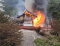 40대 여성 개신교도 수진사 방화로 산신각 전소 글 삭제당함. | 보배드림 베스트글