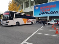 두산,SK 야구단 버스및 방송사 트럭! | 보배드림 트럭/버스/중기