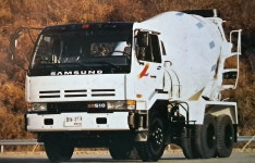 지금은 뉴 파워 믹서들 때문에 상당히 보기힘든 믹서트럭들 | 보배드림 트럭/버스/중기