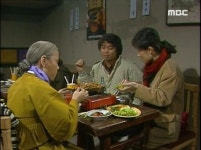 전원일기 속 80년대 가족의 외식 jpg | 보배드림 올드카/추억거리