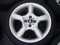 [클럽씨인]MINI 17인치 휠타이어 | 보배드림 장착시공사진