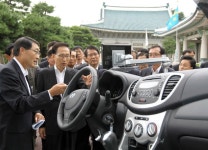 [청와대] 현대 블루 온 - 전기 시승차량(사진) | 보배드림 국산차게시판