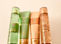 lovescully ~ A couple of just arrived pick-ups from the Bath and Body Works sale: Pistachio G... (340004)