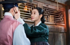 시인의 마을 : 책&생각 : 문화 : 뉴스 : 한겨레 시인의 마을