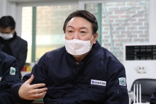 한나라 ‘종편 특혜’ 길 트고, 민주당 ‘협상 빌미’ 대폭 양보 : 정치일반 : 정치 : 뉴스 : 한겨레 한나라 ‘종편 특혜’ 길 트고, 민주당 ‘협상... 