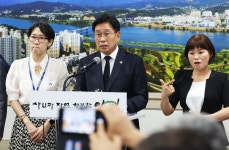 양평군은 종점 변경 아닌 ‘나들목 신설’만 원했다 : 전국일반 : 전국 : 뉴스 : 한겨레 양평군은 종점 변경 아닌 ‘나들목 신설’만 원했다