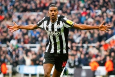 Newcastle accepte enfin de lâcher Alexander Isak, la prochaine offre sera la bonne | Flipboard