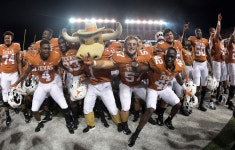 22 USC 37-14 | FOX Sports Texas Is Back! Ehlinger 2 touchdown passes lead Longhorns over No. 22 USC 37-14 