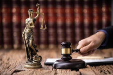 해고 시 해고예고와 서면통보 해고 시 해고예고와 서면통보  > 패션 노동법 / 조수민