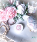 Jenge ~ Not in database, Diptyque Rosaviola limited edition solid perfume. A plain littl... (27341)