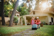 Airbnb News - Blind