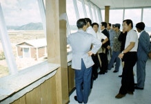 언론인 경상북도 새마을산업 시찰상세 | 사진기록