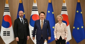 한국-EU 정상 “북한 불법 탄도미사일∙핵개발 규탄…인권 유린 우려”