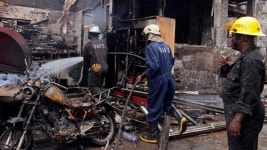 가나 주유소 폭발...수재민 등 73 명 사망