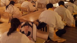 임종체험 - 죽음을 준비하는 사람들