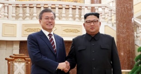 남북정상, 11년 만에 평양 회담…