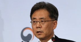 한국 청와대 “미-북 대화 곧 재개될 듯”