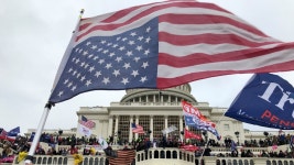 미 언론 의사당 난입 사태 대통령 책임...수정헌법 25조 발동 공론화