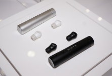 AV：「ポタフェス」で発見! 2017年後半の注目ポータブルオーディオはこれだ!!（GetNavi web） | 毎日新聞