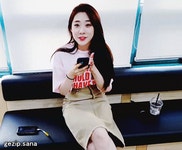 노래부르는 연정이