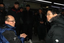 김 지사, 새벽 일용직 노동자 격려 : 사회 : 경기도뉴스포털 김 지사, 새벽 일용직 노동자 격려