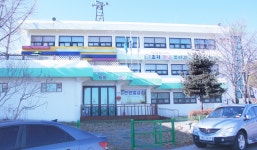 [작은 도서관 기획기사] 버려진 주민센터의 변신 ‘초지 작은도서관’ : : 경기도뉴스포털 [작은 도서관 기획기사] 버려진 주민센터의 변신 ‘초지... 