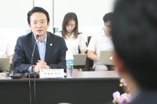 경기-제주, 연정은 바다를 건너 ‘맨도롱 또똣~’ : 사회 : 경기도뉴스포털 경기-제주, 연정은 바다를 건너 ‘맨도롱 또똣~’