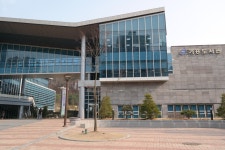 회원증 하나로 모든 도서관을 이용해요! : : 경기도뉴스포털 회원증 하나로 모든 도서관을 이용해요!