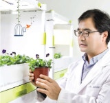 [G-SPECIAL : 화훼산업이 활짝 꽃피었습니다] “더 많은 수출 화훼농가가 활짝 웃는 그날까지” : : 경기도뉴스포털 [G-SPECIAL : 화훼산업이... 