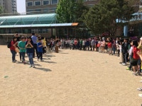 용인 서원초교와 인기 유튜버 공대생이 함께하는 KTV 교통안전캠페인... 용인 서원초교와 인기 유튜버 공대생이 함께하는 KTV 교통안전캠페인