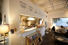 안성시장 수제버거, 남녀노소 입맛 사로잡은 비법은？ : 경제 : 경기도뉴스포털 안성시장 수제버거, 남녀노소 입맛 사로잡은 비법은？