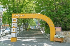 [어느 멋진 날] 역사와 이야기, 자연이 어우러진 감성 골목 여행 : 나의 경기도 : 경기도뉴스포털 [어느 멋진 날] 역사와 이야기, 자연이 어우러진... 