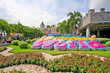 Dream World Thailand - Theme Park Near Bangkok - Go Guides