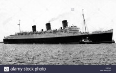 RMS Queen Mary Southampton in 1953 Stock Photo - Alamy