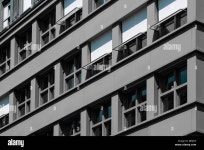 Page 24 - Windows High Resolution Stock Photography and Images - Alamy
