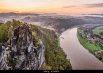 Felsformation hi-res stock photography and images - Page 7 - Alamy