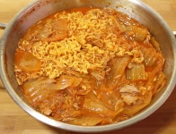 Home Cuisine - 김치찌개