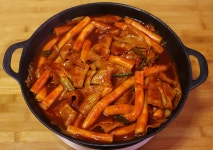 Home Cuisine - 순대떡볶이