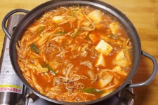 Home Cuisine - 소고기 버섯 샤브칼국수, 매콤 소고기 버섯 전골