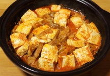 Home Cuisine - 돼지고기 김치찌개 + 라면사리