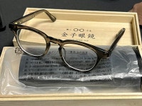 말로만 듣던 금자안경 첫 구매입니다. 만족해요. 이태원 블링크 매장에서 렌즈와 맞춤 구매후기 - 핫선글라스 구매후기