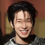 male idol do you think would enjoy watching a parade at an amusement park? Vote Now for Free! │ CHOEAEDOL Image Pick