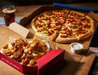 Patients stuck in ambulances for so long theyre resorting to ordering pizza! | Daily Mail Online Patients stuck in ambulances... 