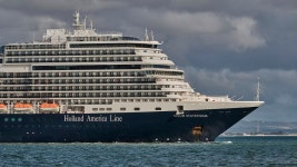 Travel expert reveals last remaining way to bag a cut-price cruise - but its a big gamble | Daily Mail Online Travel expert... 