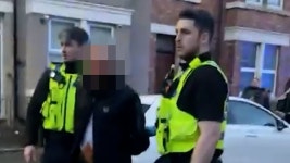 Video: Arrests made after brawl between yobs and police in Gateshead | Daily Mail Online