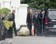 맨션앳락(Mansion At Rock) | as Black Sabbath star is laid to rest in grounds of his own mansion Marilyn Manson leads rock royalty at Ozzy Osbourne's funeral