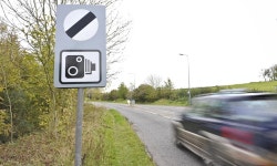 Speed limits on rural roads could be cut from 60 to 40mph and more 20mph zones to be added in towns | Daily Mail Online Speed... 