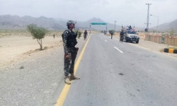 Army begins handing South Waziristan checkposts over to FC - Pakistan - DAWN.COM Army begins handing South Waziristan checkposts... 