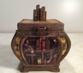 Fredrick the Literate Heirloom Music Box H0981 | Etsy