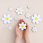 Wooden Flowers With Glitter - Wall Decor of Daisies, Custom Decor for Girl Bedroom, Hanging Flowers, Custom Name Sign Decor, Girl... 